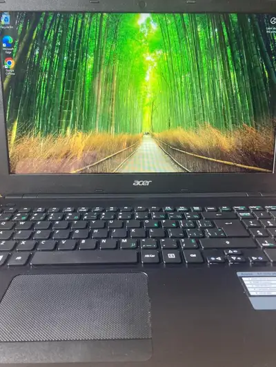 Acer laptop 750 Gb Hard drive, 8 gb ram, View more
