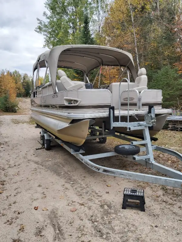 Ponton à vendre Versailles SS 22 dans Vedettes et bateaux à moteur dans Gatineau - Image 4
