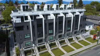 BRAND NEW Modern 3-Bedroom Townhouse at Oakridge