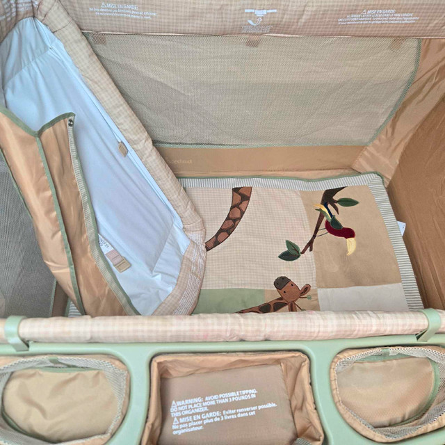 Play pen in Playpens, Swings & Saucers in Medicine Hat