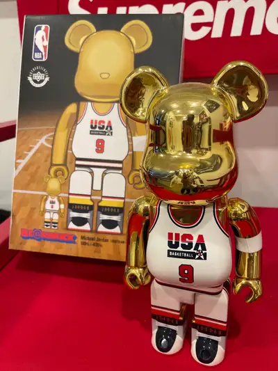 Michael jordan gold  bearbrick, View more