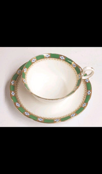 Aynsley Green n Gold Art Deco Pattern Cup and Saucer
