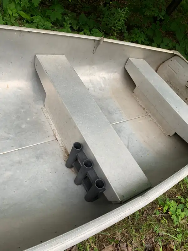 Aluminum Fishing Boat 11.5 Feet in Fishing, Camping & Outdoors in Muskoka - Image 5