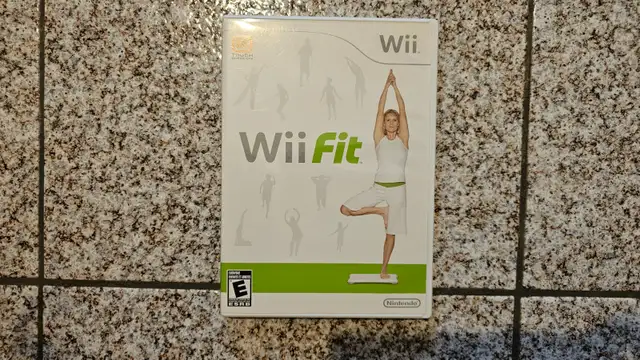 Jeu Wii fit in Nintendo Wii in Laval / North Shore - Image 2