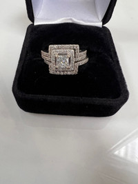 14K White Gold Diamond ring set
