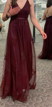 Deep burgundy size 4 Prom Dress