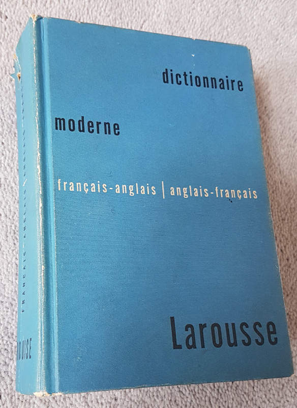 LAROUSSE ENGLISH FRENCH DICTIONARY in Non-fiction in Petawawa