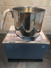 WMF Milk Pot 14 cm & 1.7L Cromargan Stainless Steel-Pouring Rim
