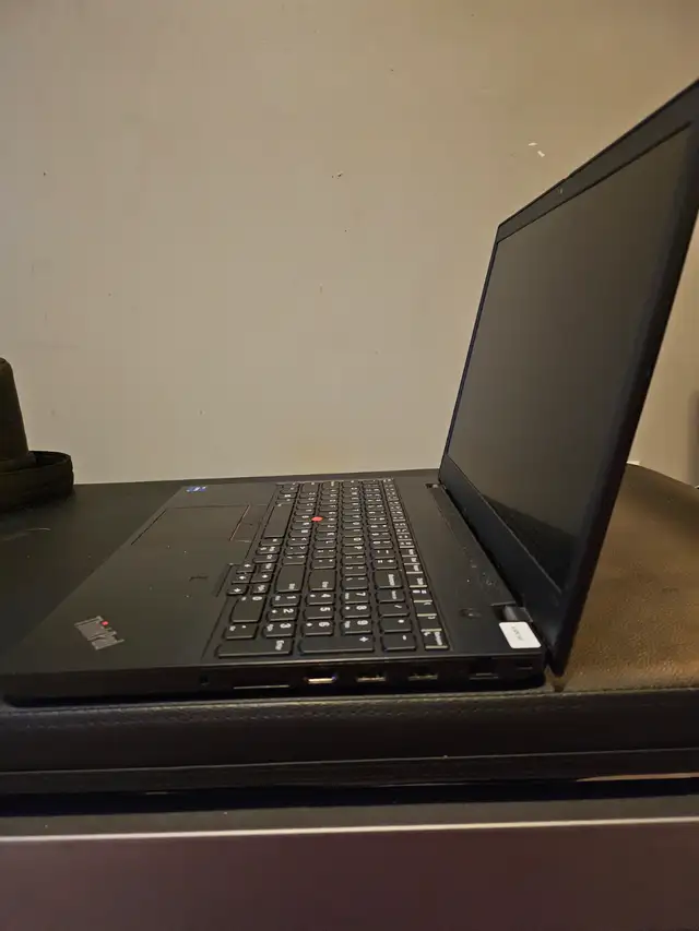 Lenovo ThinkPad P15v Gen 3591896276244910084