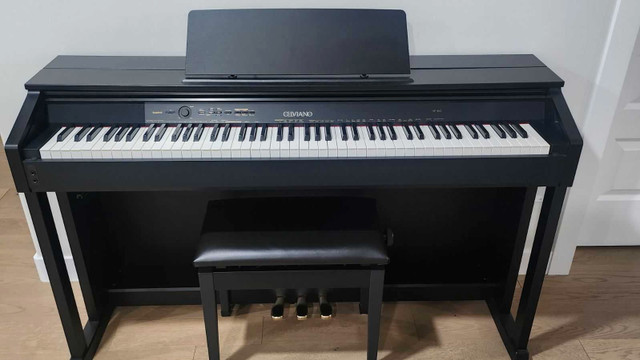 Casio Digital Piano in Pianos & Keyboards in Edmonton - Image 2