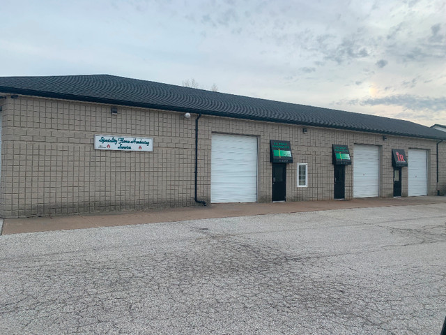 COMMERCIAL SHOP / OFFICE SPACE in Commercial & Office Space for Rent in Windsor Region