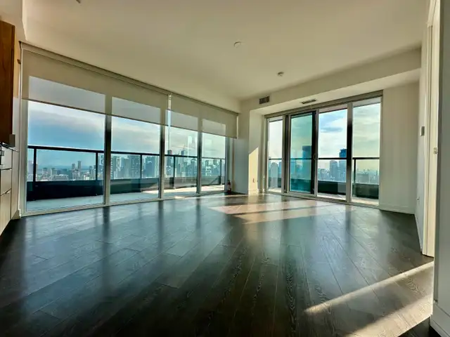 3 Bedroom 2 Bathroom Corner Unit – Stunning City View in Condos for Sale in City of Toronto - Image 21
