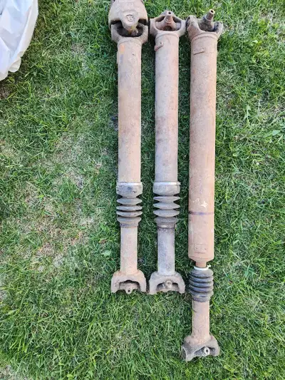 1986 Full-Size Bronco Driveshafts – Complete Set Available