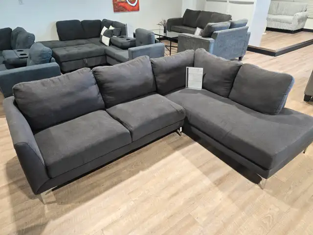 2PC GREY SECTIONAL CASH AND CARRY in Couches & Futons in Edmonton - Image 2