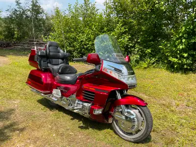 Bike in great condition. Always fully serviced by mechanic. Powerful stable ride with its low center...