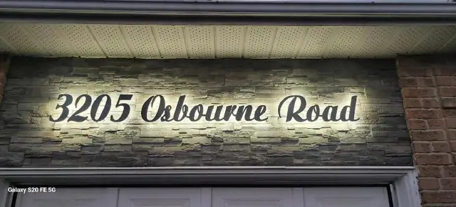LED Script Number Home Address Cursive Custom Letter Light Sign in Outdoor Décor in Mississauga / Peel Region - Image 7