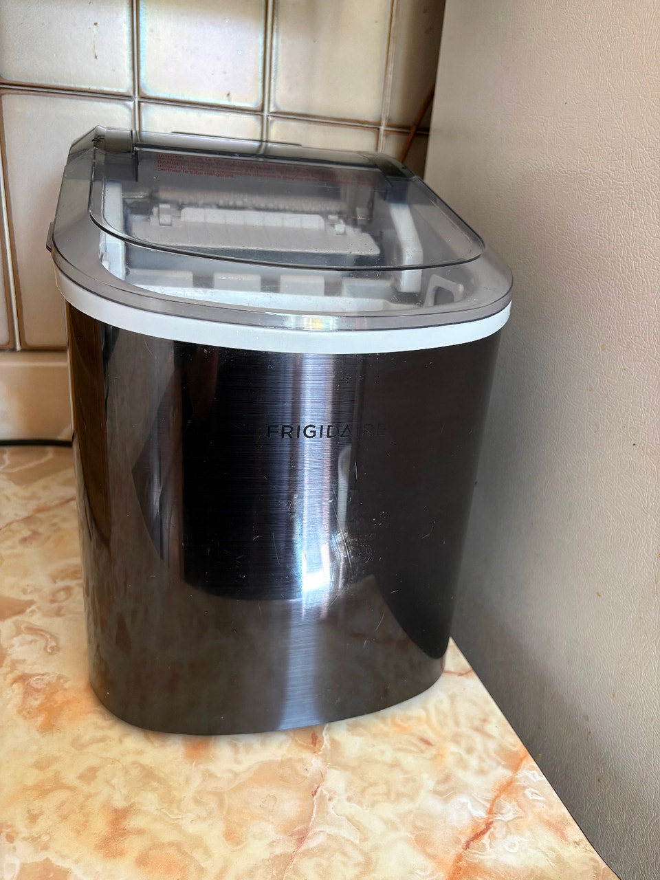 Frigidaire Ice Maker Machine | Freezers | Markham / York Region | Free ...