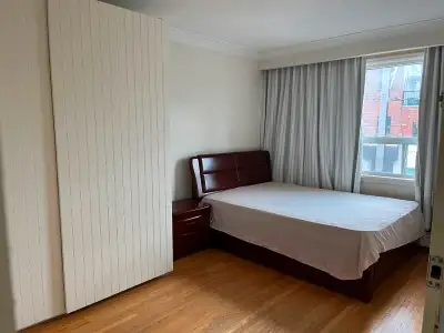 $970 Nice room for rent in Toronto city Downtown .