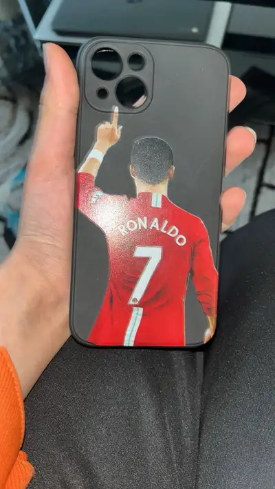 Ronaldo cover, View more