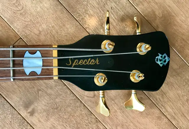 SPECTOR EURO 4 STRING SOLID MAPLE BASS + CASE in Guitars in Bedford - Image 5