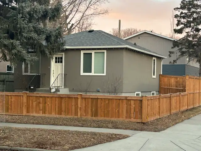 Renovated 4 Bedroom Home near Gyro Park - Fully Fenced Yard in Long Term Rentals in Lethbridge - Image 2