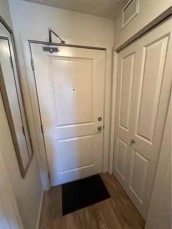 Prime Location! 2 Bedroom 2 Bathroom Apartment