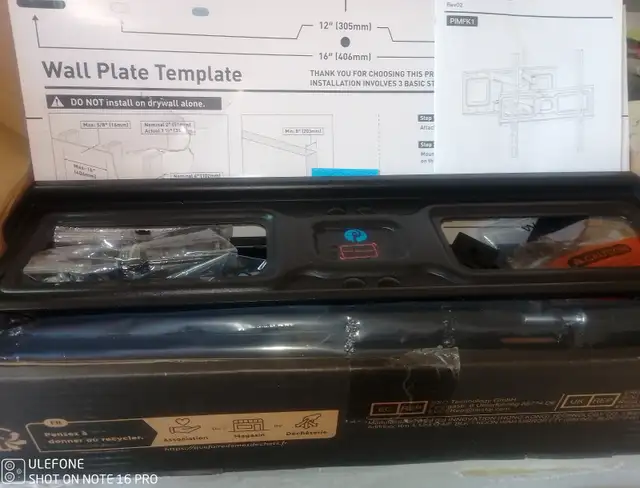 26-65 inch TVs  Wall Mount in Video & TV Accessories in City of Toronto - Image 3