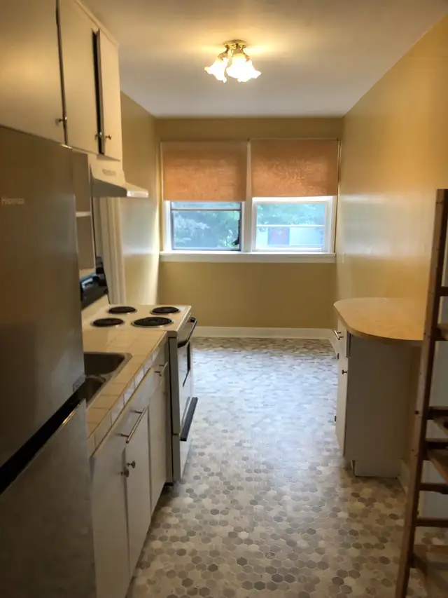 university house for rent63804735459969122