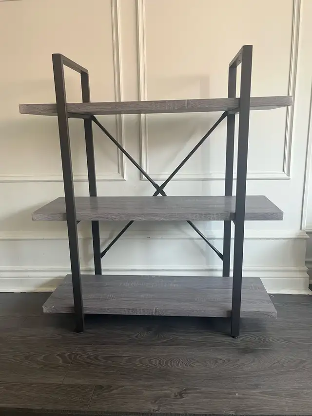 3-shelf bookcase in Bookcases & Shelving Units in Mississauga / Peel Region - Image 2