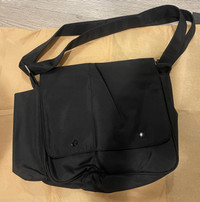 Black Travel Crossbody Bag 