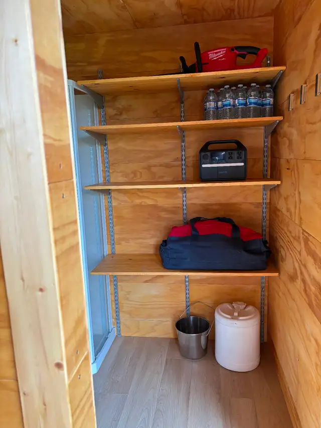 Off grid cabin in Houses for Sale in Saskatoon - Image 9