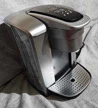 Keurig machine, carafe and pod container