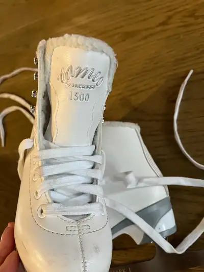 Kids skate size 13J, View more