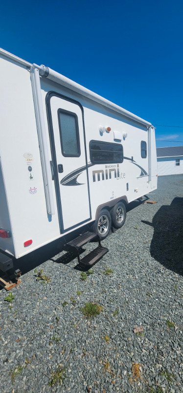 2013 Forest River-Rockwood Mini Lite model 2109S in Travel Trailers & Campers in City of Halifax - Image 3