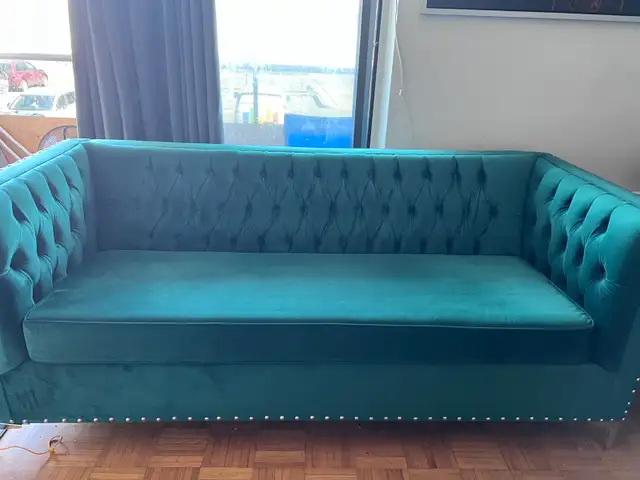 Velvet Tufted Sofa in Couches & Futons in City of Toronto - Image 5