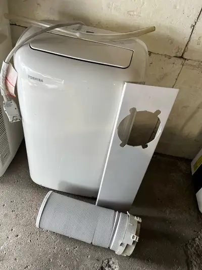 12000btu like new Toshiba portable air conditioner , View more