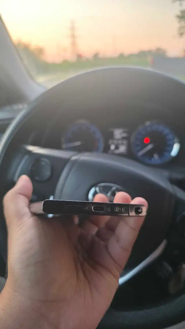 S23 Ultra 256gb Unlocked with Box in Cell Phones in Windsor Region - Image 6