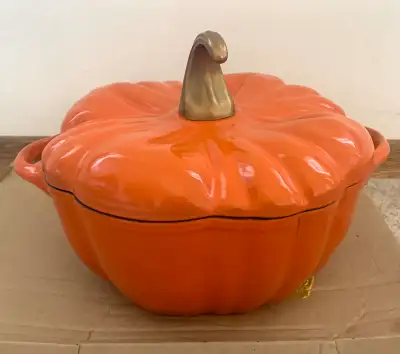 smith & Clark Pumpkin Dutch Iven, View more