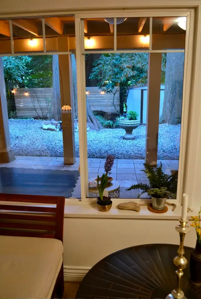 2b 1 bath Garden level suite in Canyon Heights in North Van in Long Term Rentals in North Shore - Image 8