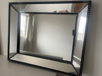 Wall mirror 