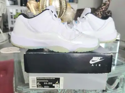 Jordan 11 Retro Legend blue With OG box. Size 6.5 Women's / 5y, View more