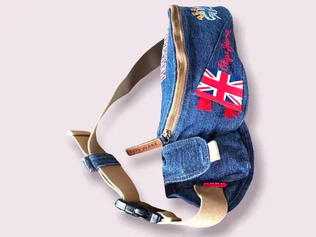 90s Waist Purse Bum Bag Pepe Jeans in Women's - Bags & Wallets in London - Image 6