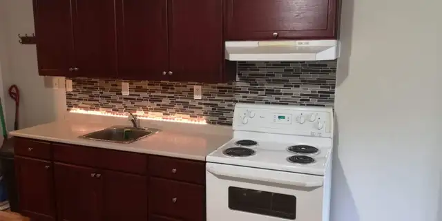 1 BDRM Upper Apartment/Condo in Milton – $1600 -Not Basement