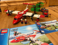 Lego City L’avion de lutte des incendies Set 4209