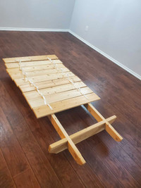 Single mattress bed frame 