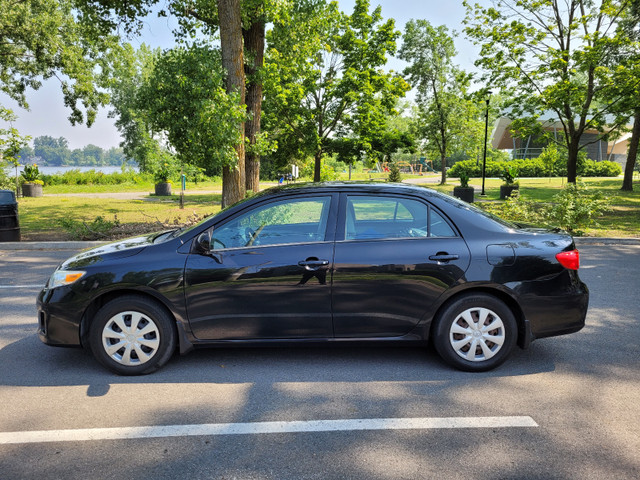 Toyota Corolla 2012 CE, Automatique avec Air, Propre dans Autos et camions  à Ville de Montréal - Image 3