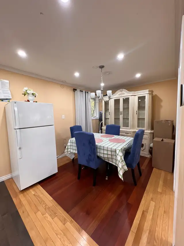 Sharing or private room for boys near Fairview Mall, Kitchener  in Room Rentals & Roommates in Kitchener / Waterloo - Image 3