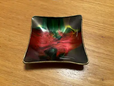 Perfect 60's Op Art! Made in Manitoba, Seetusee art glass by Mayfair was produced in Portage la Prai...