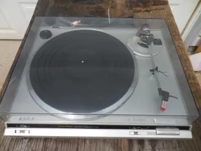 Technics SL-DD2 Direct Drive Turntable, View more