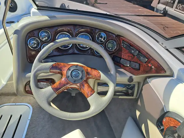 Bateau open deck in Powerboats & Motorboats in Laval / North Shore - Image 7